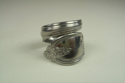 the_spoon_jeweler215010.jpg