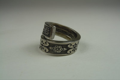 the_spoon_jeweler222010.jpg