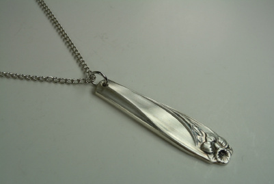 the_spoon_jeweler_updated235015.jpg