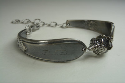 the_spoon_jeweler099011.jpg