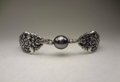 the_spoon_jeweler122012.jpg