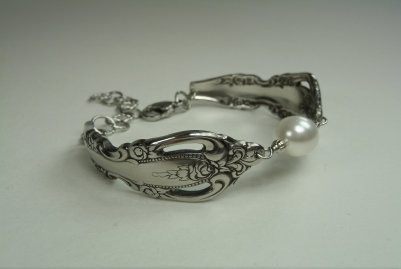 the_spoon_jeweler126011.jpg