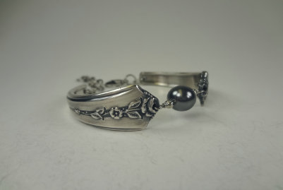 the_spoon_jeweler134011.jpg