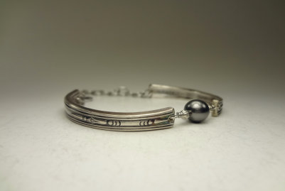the_spoon_jeweler143011.jpg