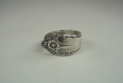 the_spoon_jeweler209011.jpg