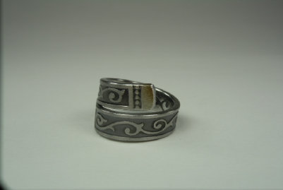the_spoon_jeweler210010.jpg