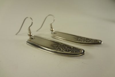 the_spoon_jeweler301010.jpg