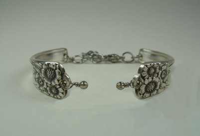 the_spoon_jeweler330059.jpg